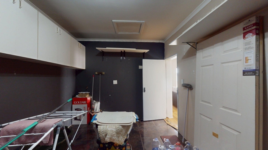 2 Bedroom Property for Sale in Algoa Park Eastern Cape